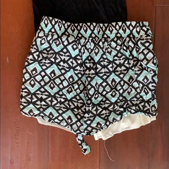 Blue Rain Geometric Shorts - Picture 4 of 5